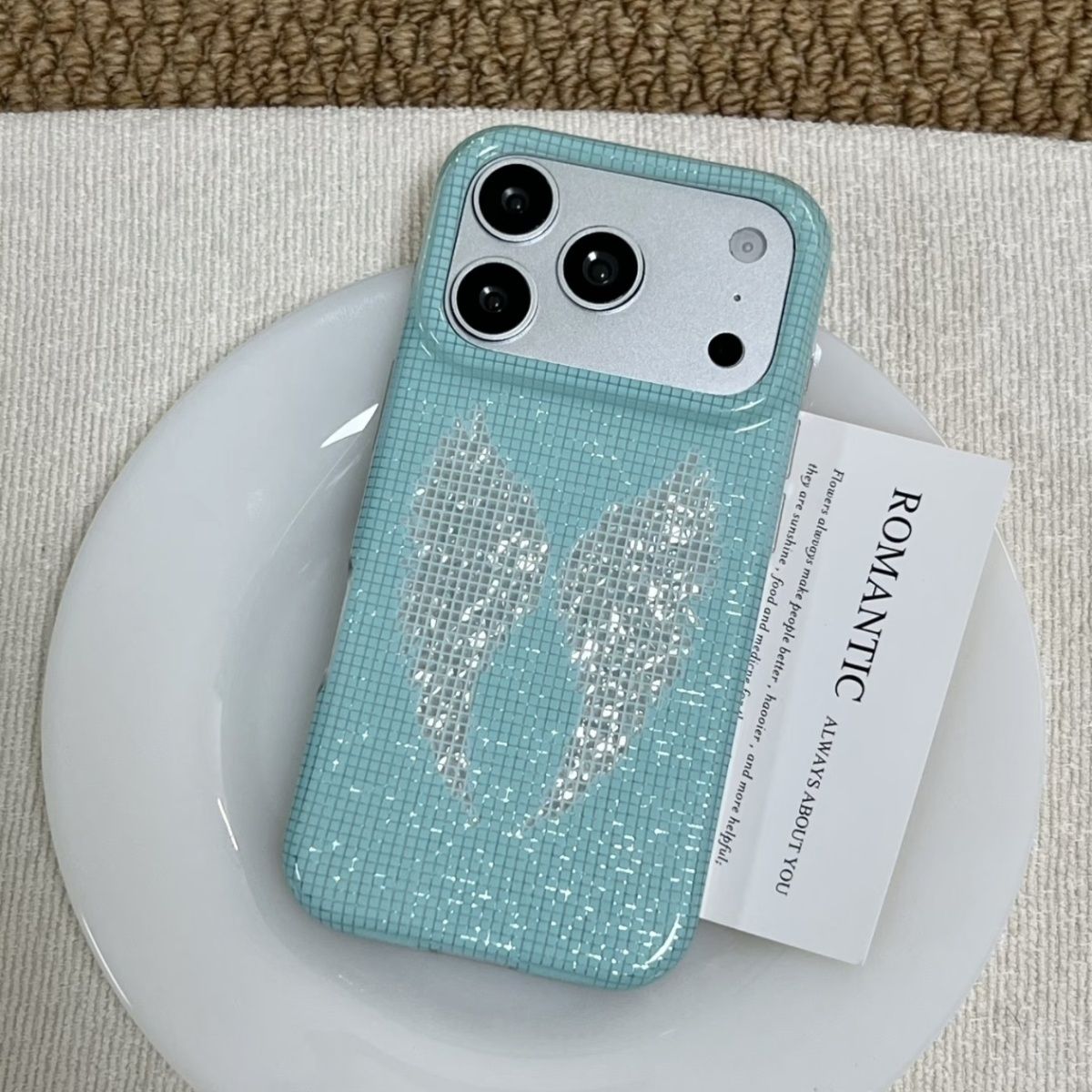 غطاء هاتف كوري بلون النعناع مع - مراجعة Phone Cases Y2K وسعره